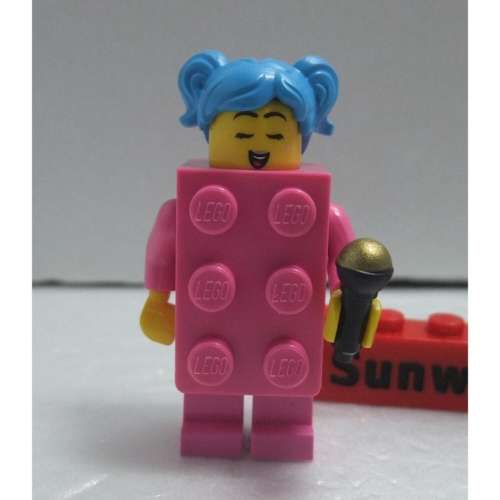 【積木2010】樂高 LEGO 深粉紅色 磚塊人 積木人 / 麥克風 積木人偶 / BAM