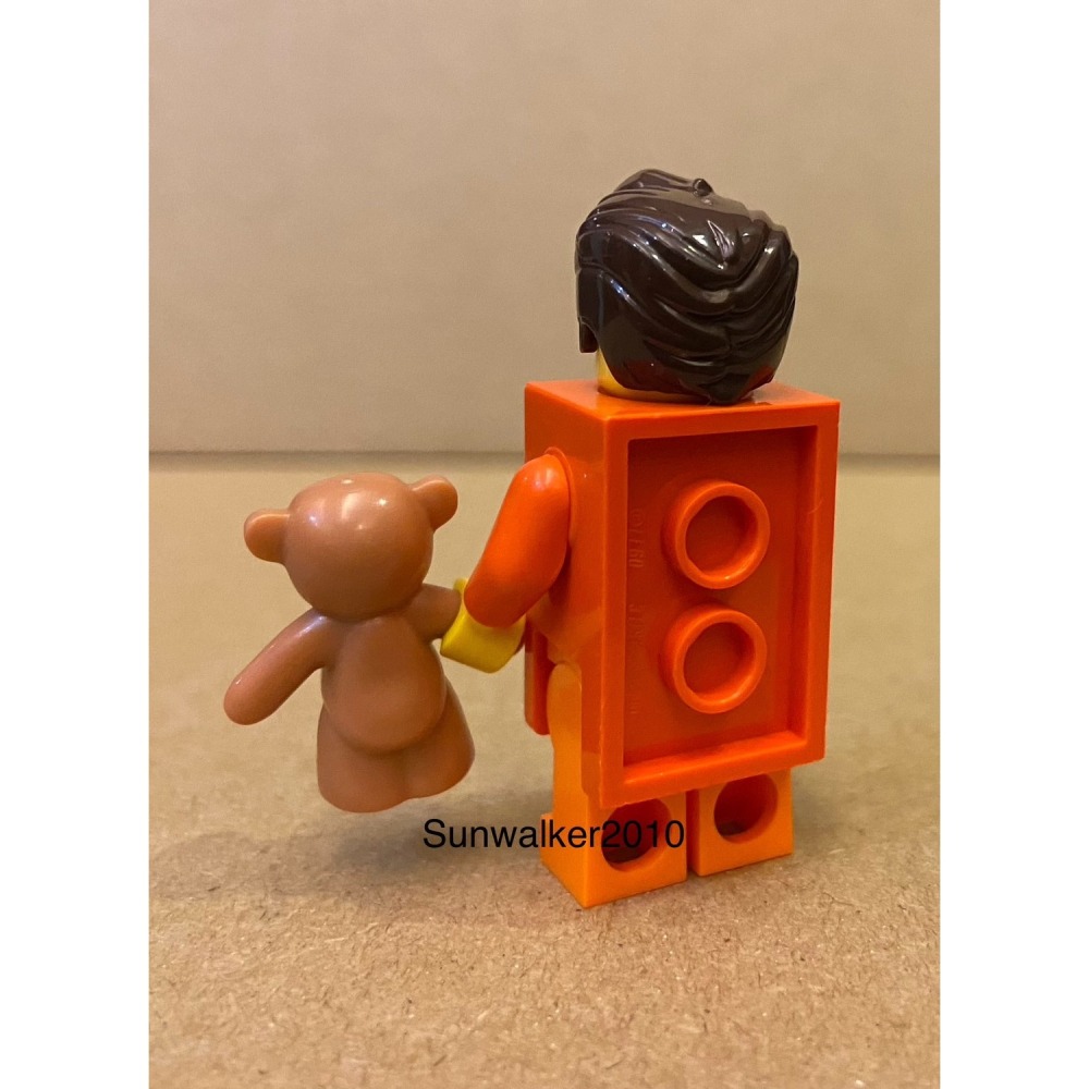 【積木2010】樂高 LEGO 紅橘色 磚塊人 (含小熊布偶) / 積木人偶 / BAM 積木人-細節圖2