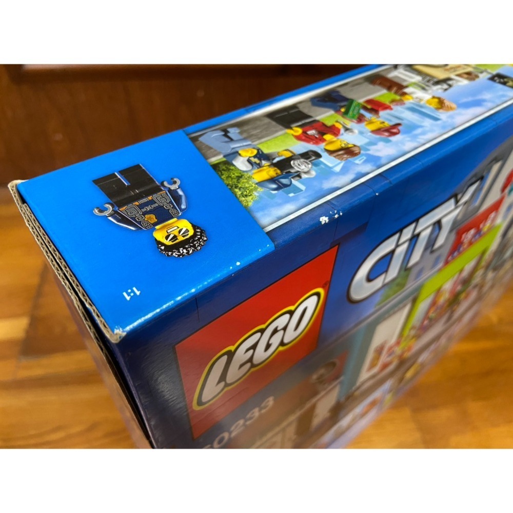 合售出清特價【積木2010】樂高 LEGO 60233 + 60330 / 甜甜圈店新開幕 醫院 / 城市 CITY-細節圖2