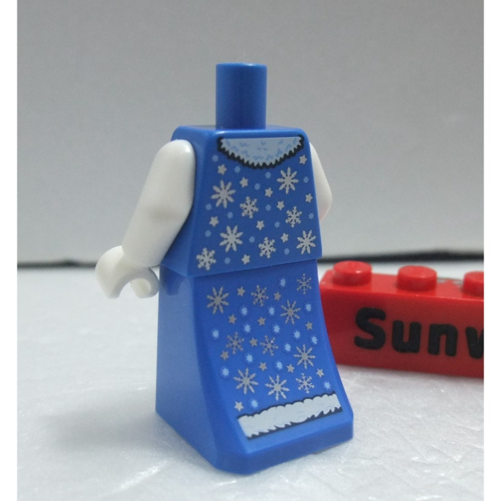 【積木2010】樂高 LEGO 聖誕 雪花 上下身 / 女生 人偶 身體 腳 /上半身 下半身 裙子 BAM-細節圖2