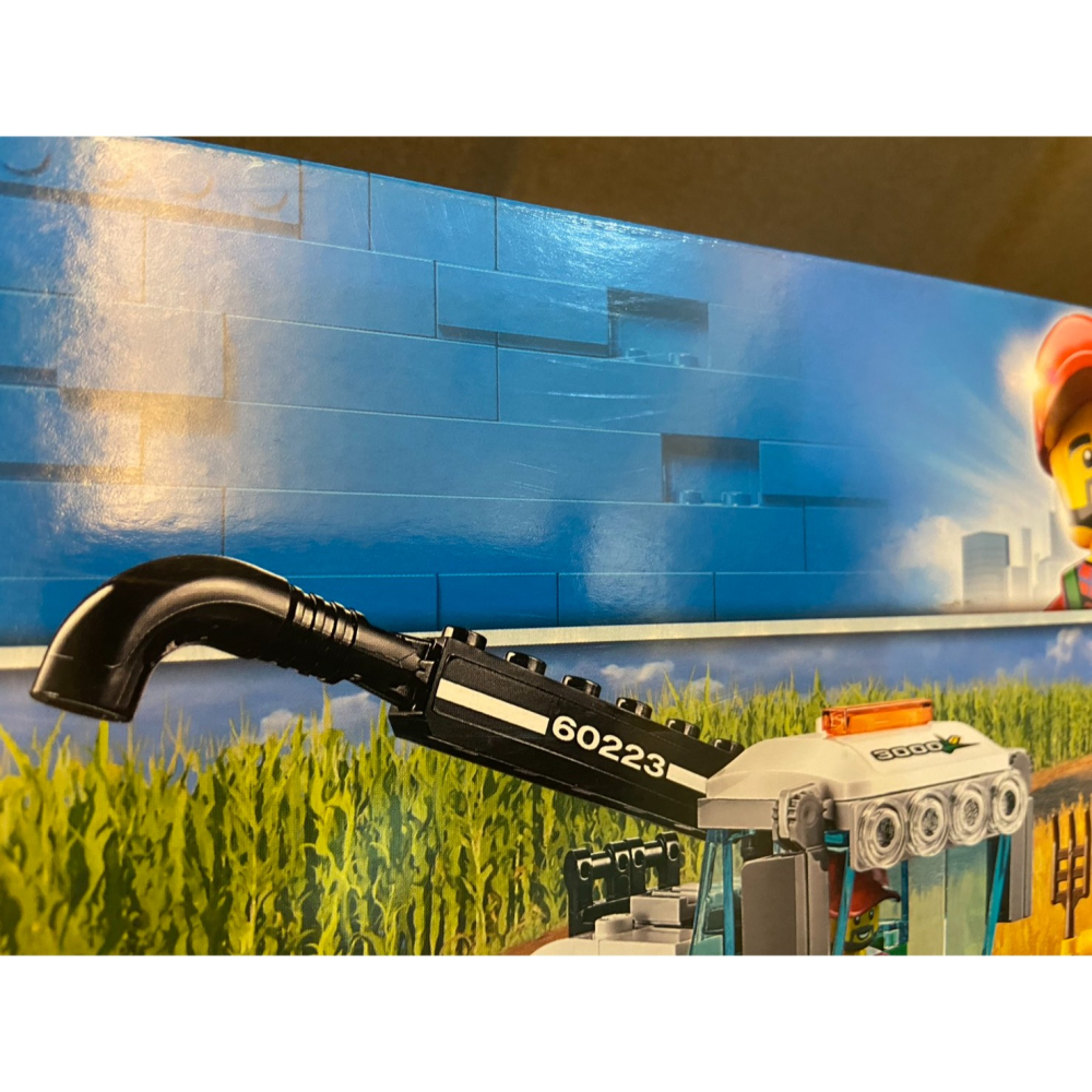 【積木2010 】樂高 LEGO 60223 收割機運輸車 / 收割機 農耕機 CITY 城市-細節圖3