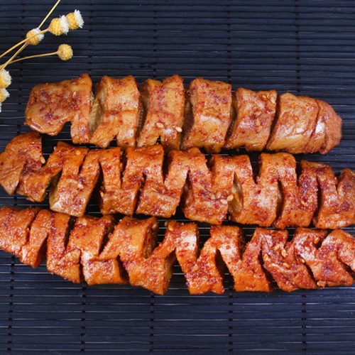 壹家網紅零食 白大姐烤面筋28g面筋串辣條 麻辣面筋素食辦公休閑零食盒裝休閑-細節圖4