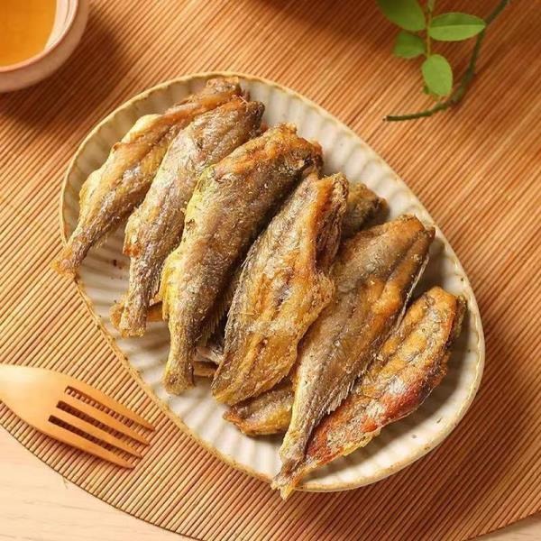 【滿200出貨】香酥小黃魚原味風味熟制水產制品休閑魚干零食開袋即食 魚酥 白帶魚酥 帶魚酥 小黃魚 魚酥 帶骨魚酥-細節圖5
