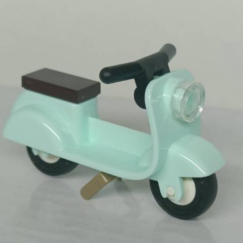 &lt;樂高人偶小舖&gt;正版樂高LEGO 交通工具 偉士牌 機車 摩托車 冰雪藍 淺水藍 15396