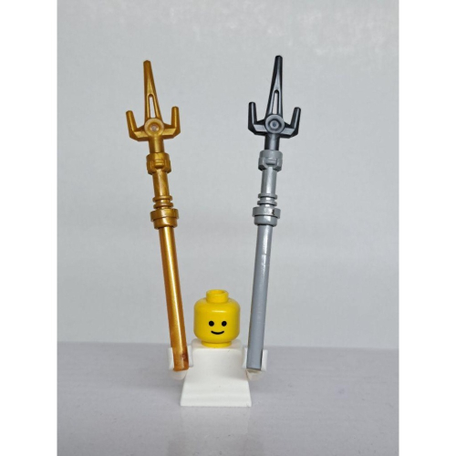 &lt;樂高人偶小舖&gt;正版LEGO 武器 三叉矛 金 銀 組合 長槍 長矛