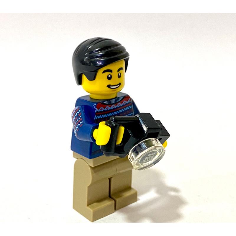 <樂高人偶小舖>正版樂高LEGO 人偶 特色人偶 攝影師 含相機零件 E2 單隻價格-細節圖2