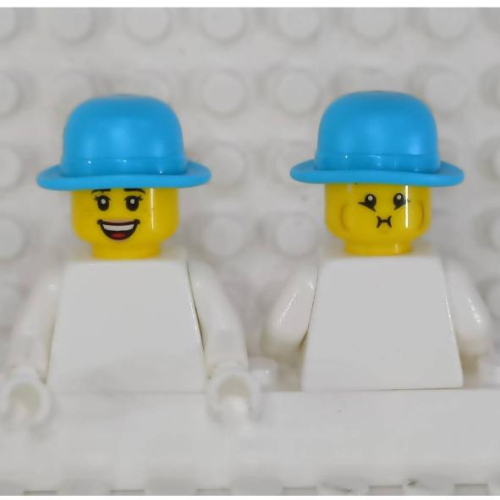 &lt;樂高人偶小舖&gt;正版樂高LEGO 帽子10 禮帽 女生 海洋藍色 95674 人偶 配件