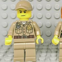 &lt;樂高人偶小舖&gt;正版樂高LEGO 自選 C175 警察 維安人員 深沙 男生 不挑臉