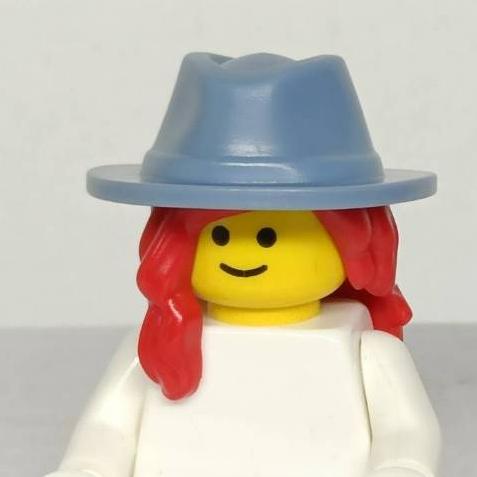 &lt;樂高人偶小舖&gt;正版LEGO 帽子38 帶紅髮帽 Friends 沙藍色帽子 79989 6361356 人偶配件