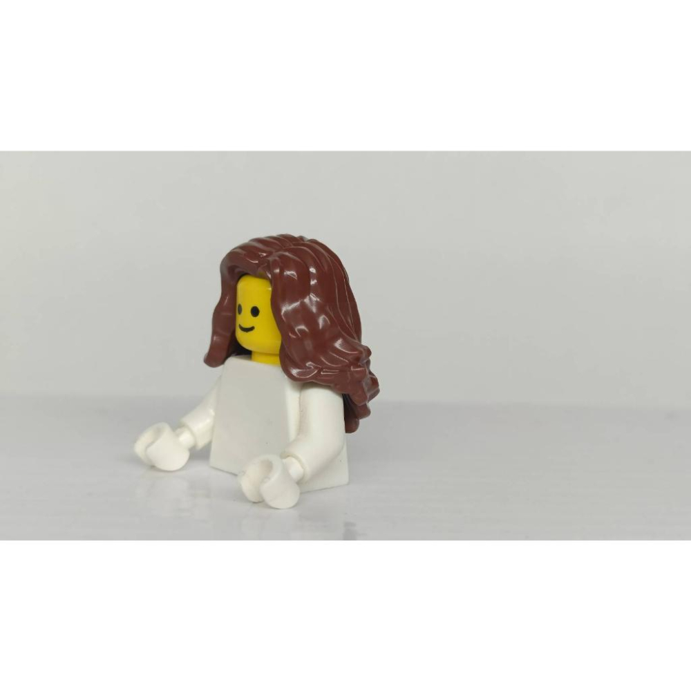 <樂高人偶小舖>正版LEGO 女生頭髮35 紅棕 長捲髮 法式捲髮 6266075 硬質 人偶配件-細節圖3