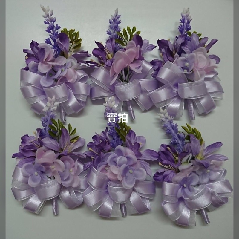 ‼️現貨‼️《實拍》長輩最愛款～高貴大方蘭花薰衣草胸花-細節圖4