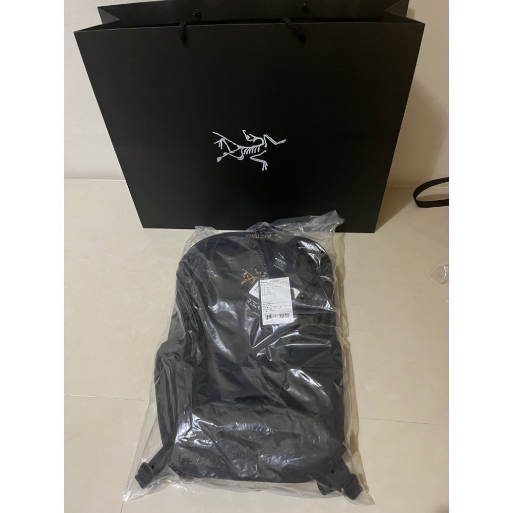 【全新未使用】Arcteryx 始祖鳥 Heliad 15L Mantis 16L後背包 新色 正品台灣公司貨 防潑水-細節圖4