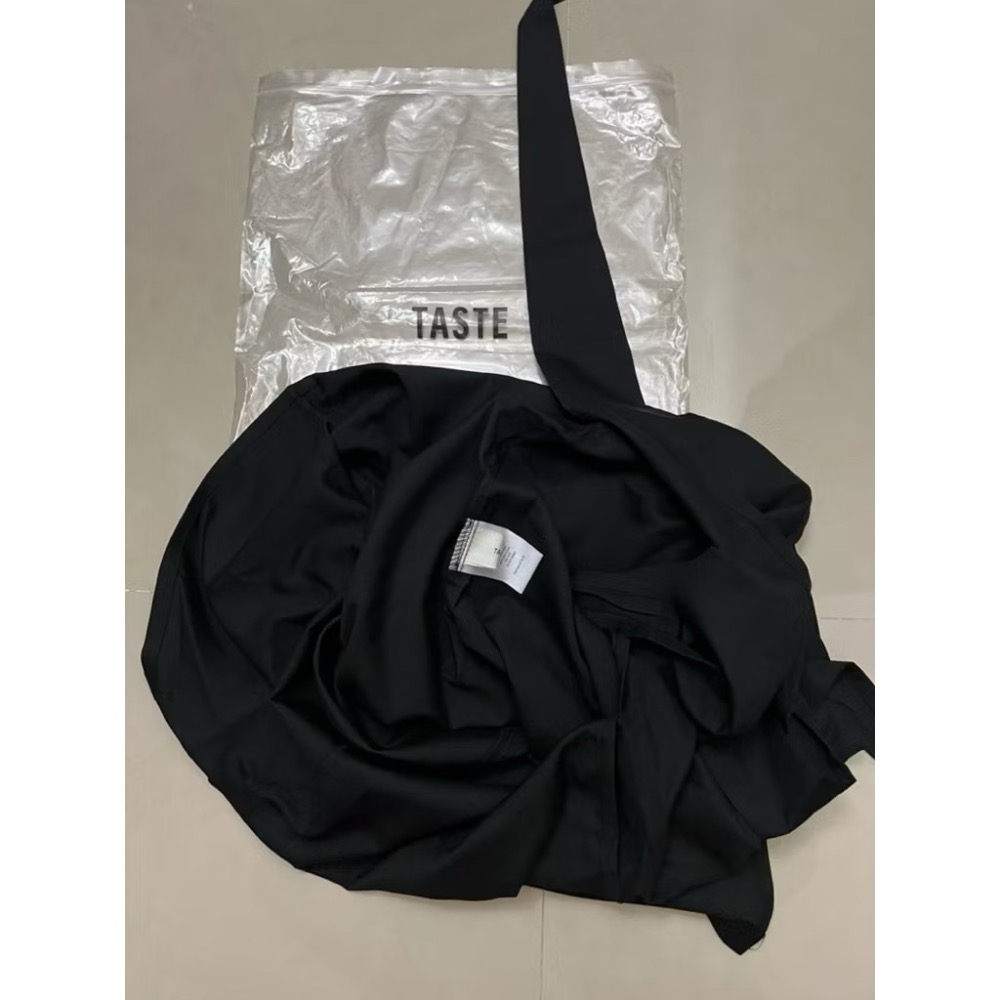 【現貨/全新未使用】正品 2025年秋季 韓國東大門Taste檔口 設計款 綁帶氣質高腰束腰顯瘦長裙半身裙 黑色 均碼-細節圖9