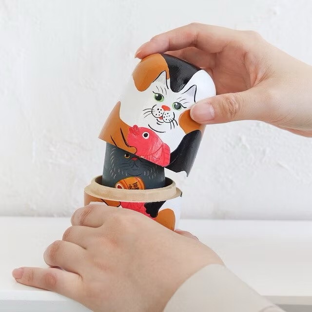 【預購】日本代購 手工木質貓咪新年俄羅斯娃娃 動物造型 猫派 木製套娃 室內裝飾-細節圖4