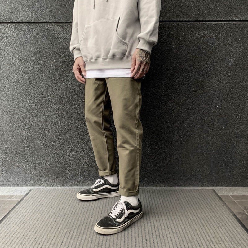 【B.Y】🔥本季最強 微寬 直筒 工作褲 軍裝褲 素面  百搭 上寬下窄-細節圖5