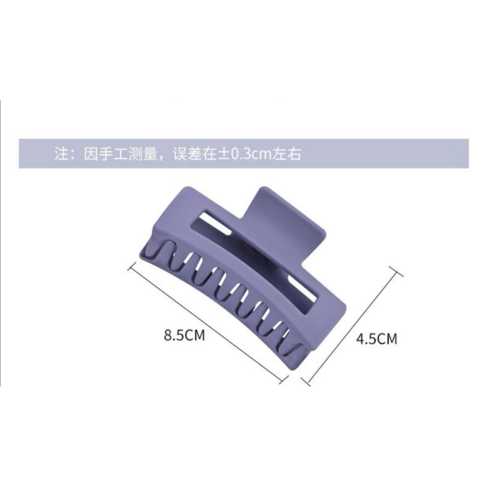 🎀 e家雜貨 🎀【台灣現貨】韓國優雅氣質抓夾 莫蘭迪風 磨砂鏤空方形 磨砂撞色大抓夾 簡約 抓夾 鯊魚夾-細節圖7