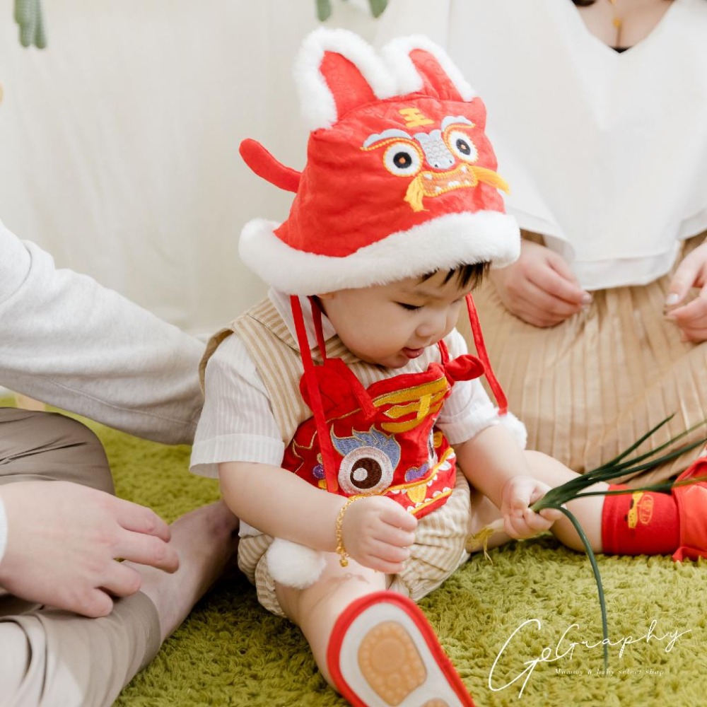 現貨｜抓周虎帽 抓周  寶寶週歲  抓周佈置 抓周虎衣 抓周儀式 抓周衣服 一歲慶生｜GoGraphy-細節圖4