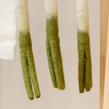 現貨｜羊毛氈蔥 仿真蔥 娃娃蔥 布偶蔥 聰明門 抓周道具 抓周儀式 寶寶抓周｜GoGraphy-細節圖6