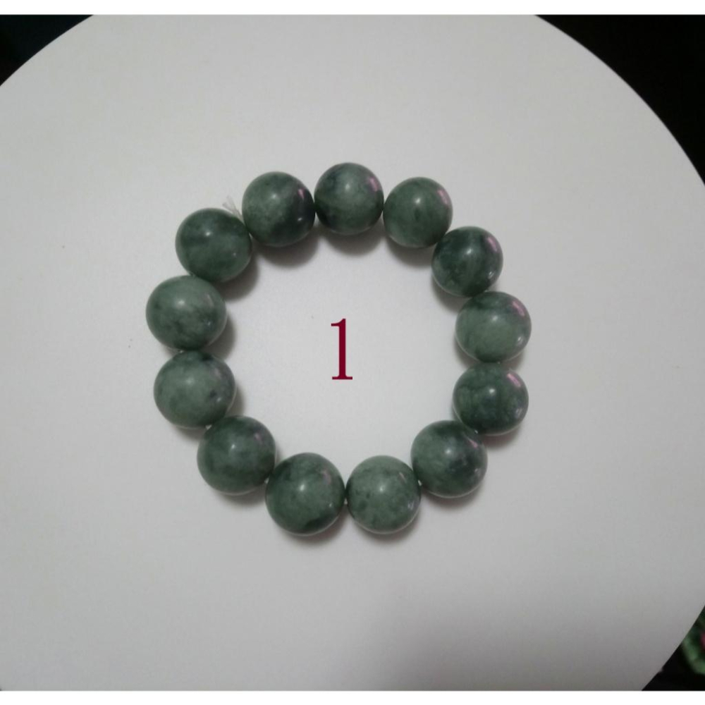 ㊣TiBi手趣㊣木行大咪數大顆粒大磁場15.5mm+-16mm天然油綠溫柔綠岫玉素串手串手圍17-17.5CM-細節圖3