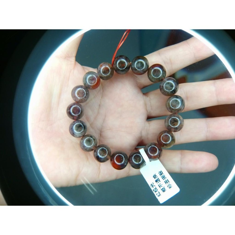 ㊣TiBi手趣㊣◆情牽水晶時刻舒心◆大咪數大顆粒大磁場大串珠12mm+天然荊棘玫瑰紅極光素串手串~手圍17.5-18cm-細節圖2