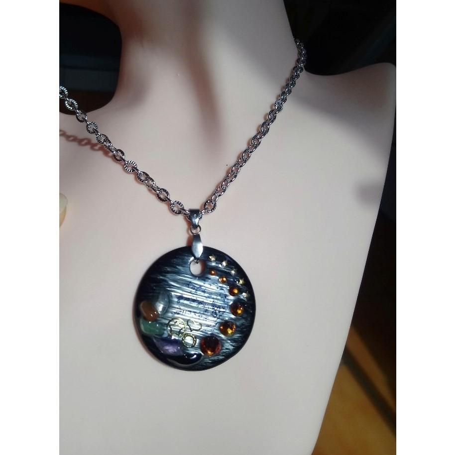 ㊣TiBi手趣㊣防過敏不銹鋼鈦鋼壓褶橢圓項鍊佐特殊綠度母觀世音菩薩藥師佛心咒藏文咒圖騰藏文種子字意象綠色紅色茶色水鑽項鍊-細節圖4