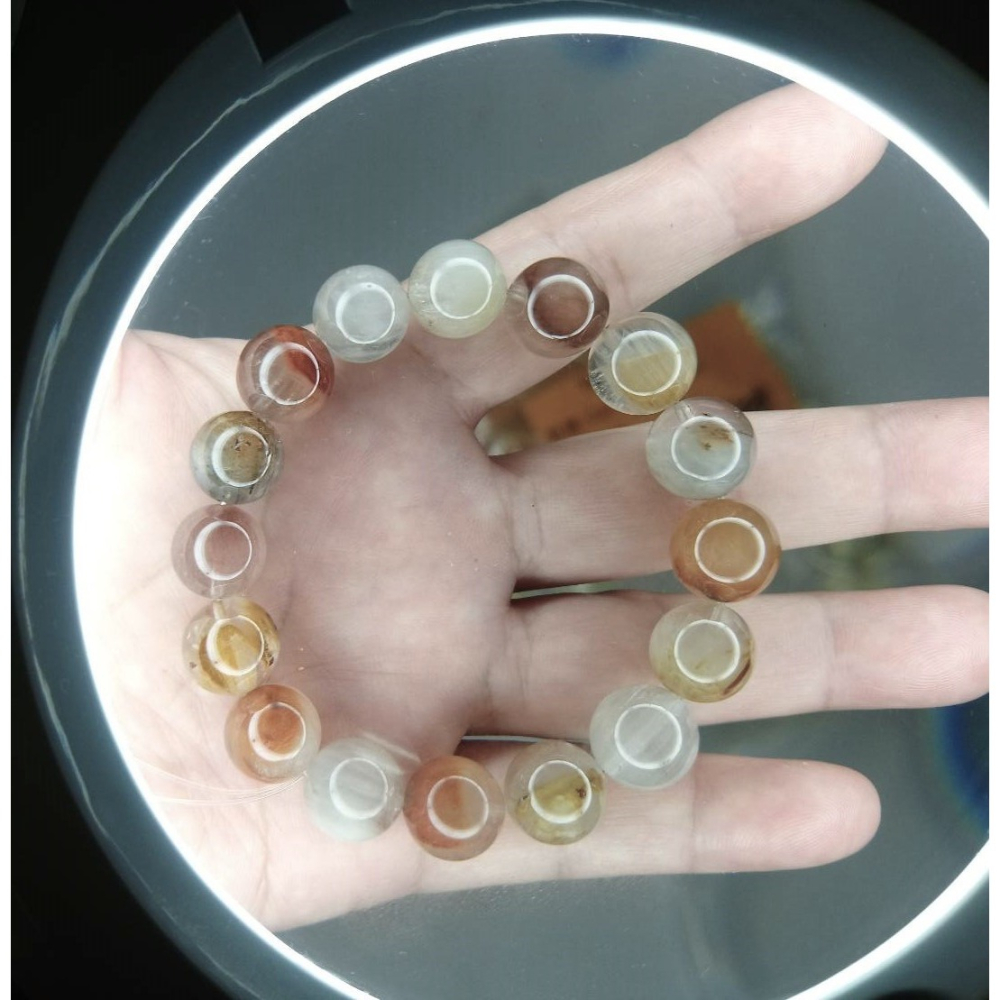 ㊣TiBi手趣㊣◆情牽水晶時刻舒心◆天然拉絲透體彩兔毛水晶13mm+手串手鍊素串~手圍18CM-細節圖2