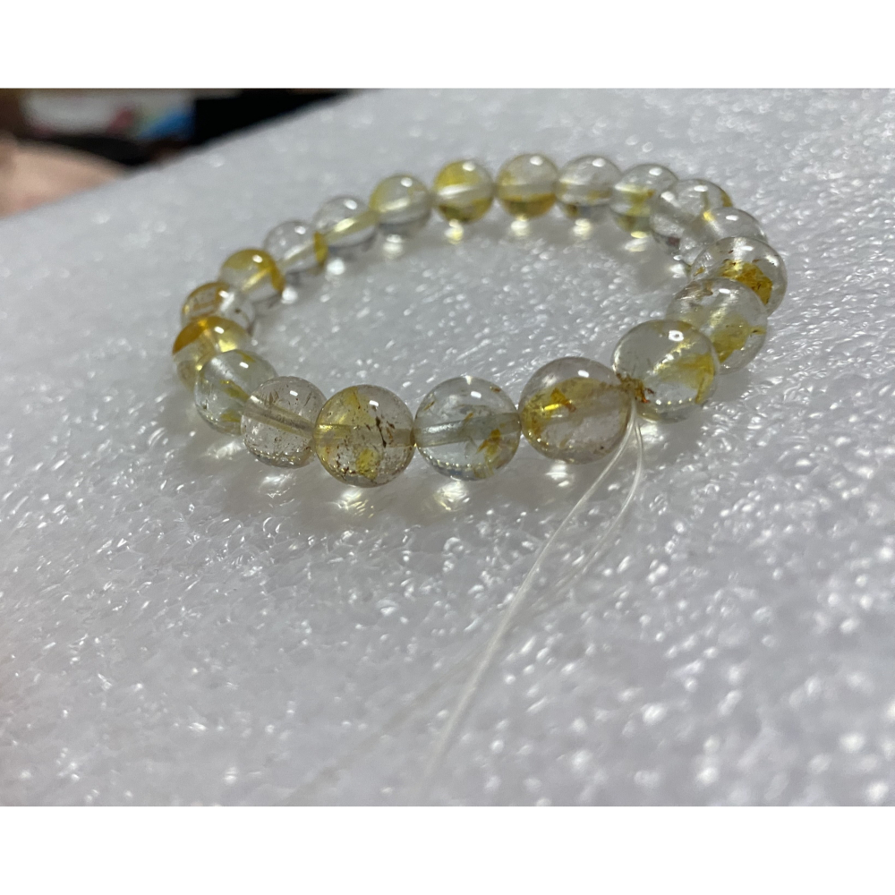 ㊣TiBi手趣㊣◆情牽水晶時刻舒心◆天然水晶托帕石黃托帕桂花托帕共生黃閃靈黃玉托帕9.5mm+手串素串~手圍16CM-細節圖5