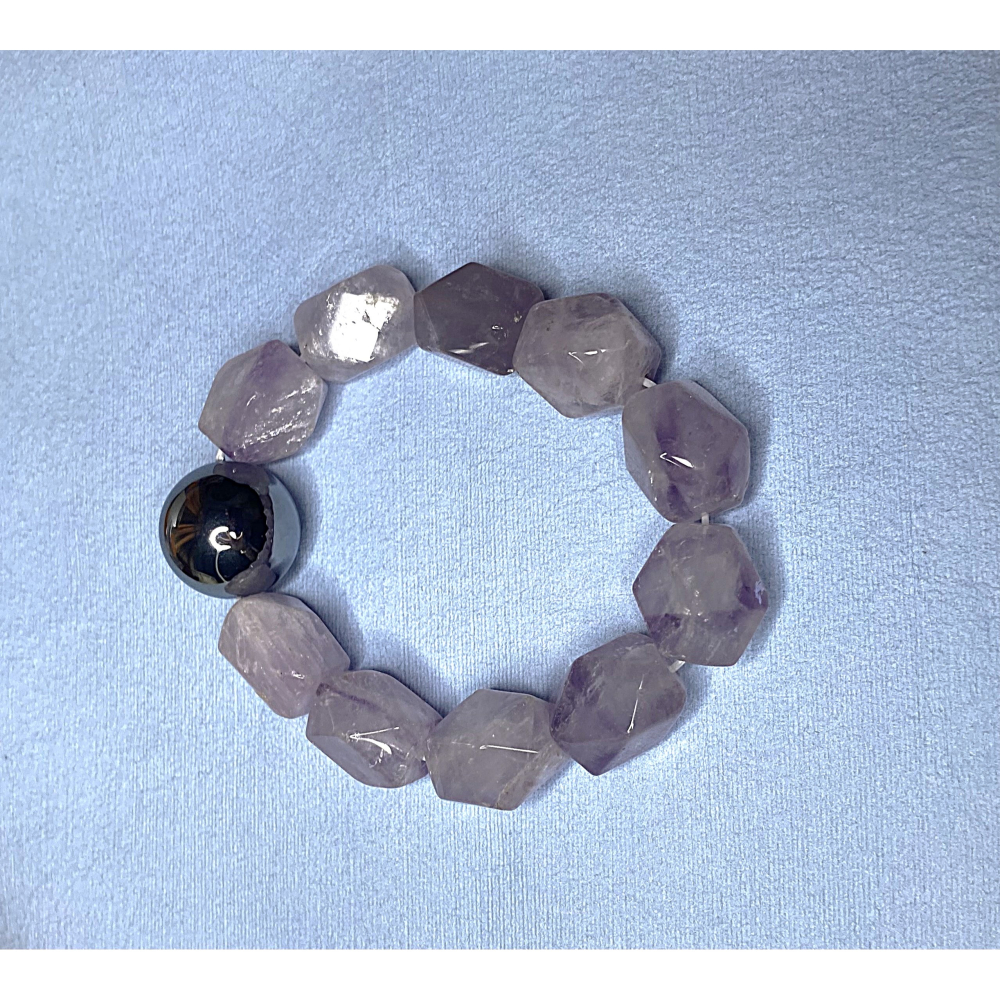 ㊣TiBi手趣㊣◆情牽水晶時刻舒心◆天然太赫茲薰衣草紫水晶不規則幾何六邊菱形切面12-13-20mm+手圍18-19cm-細節圖3