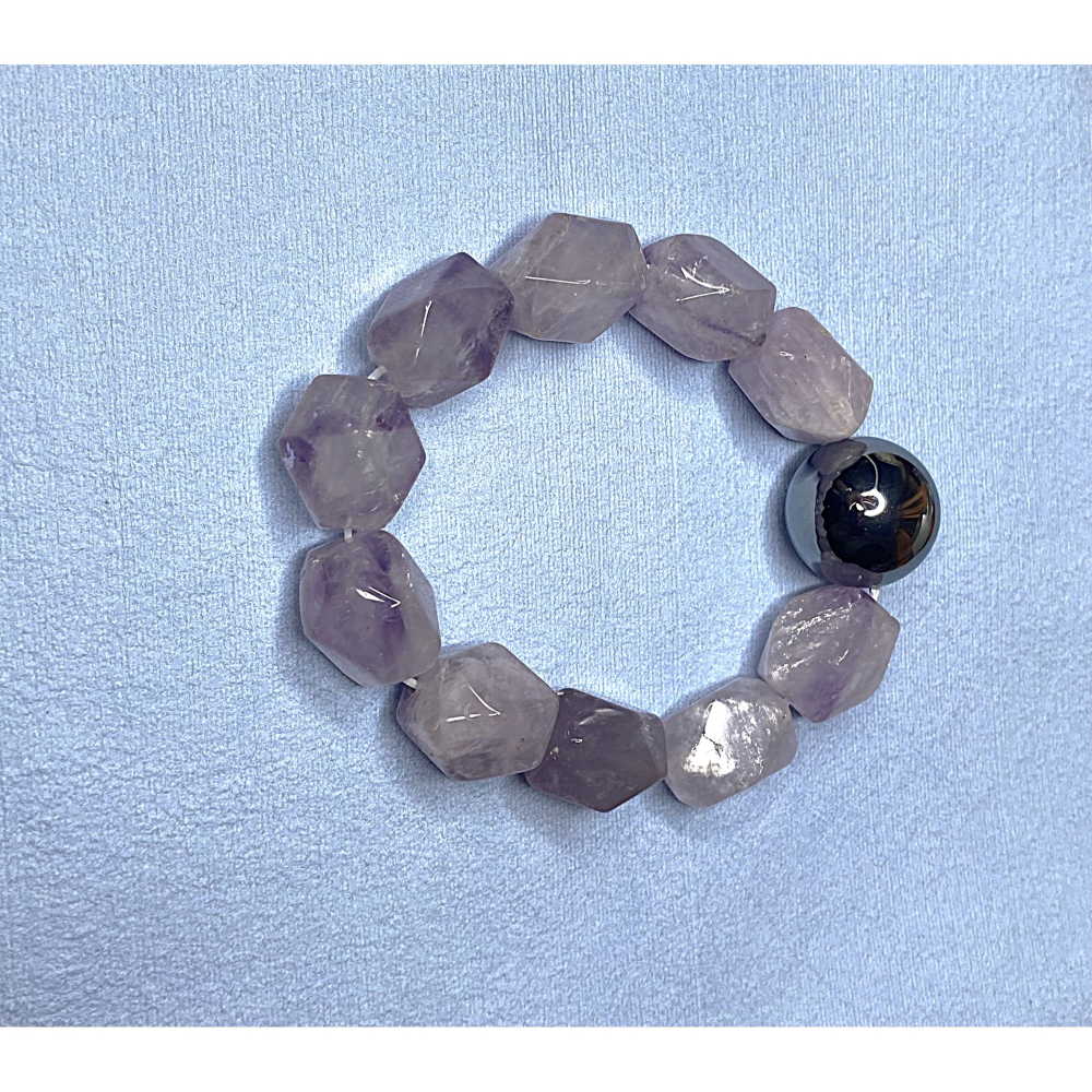 ㊣TiBi手趣㊣◆情牽水晶時刻舒心◆天然太赫茲薰衣草紫水晶不規則幾何六邊菱形切面12-13-20mm+手圍18-19cm-細節圖4