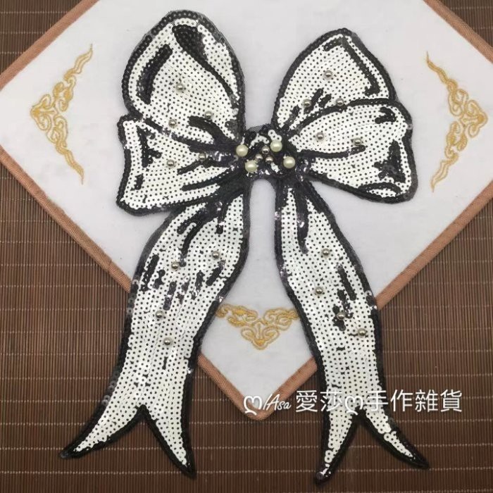 黑白色蝴蝶結亮片釘珠花朵蕾絲刺繡布貼-細節圖2