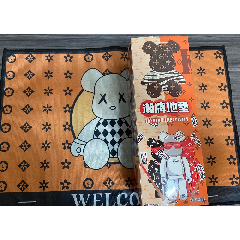 潮牌地墊 暴力熊🐻（全新）-細節圖2