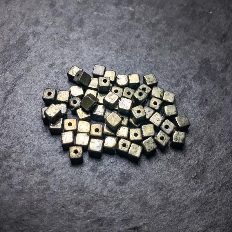 ✨黃鐵礦貨櫃✨ 黃鐵礦造型散珠 尺寸最齊 圓珠 隨形 滾石 手作 礦石-細節圖3