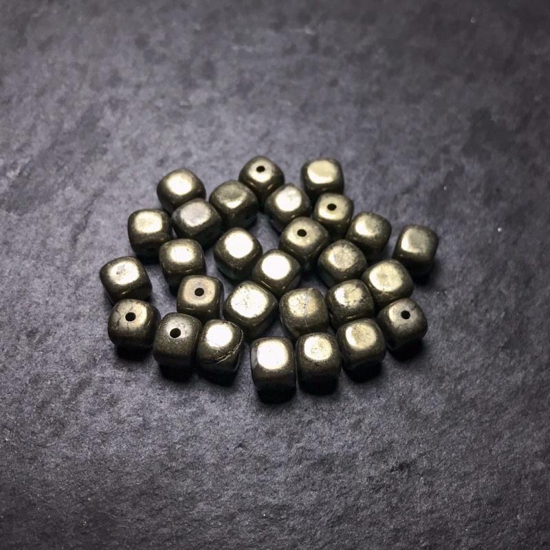 ✨黃鐵礦貨櫃✨ 黃鐵礦造型散珠 尺寸最齊 圓珠 隨形 滾石 手作 礦石-細節圖4