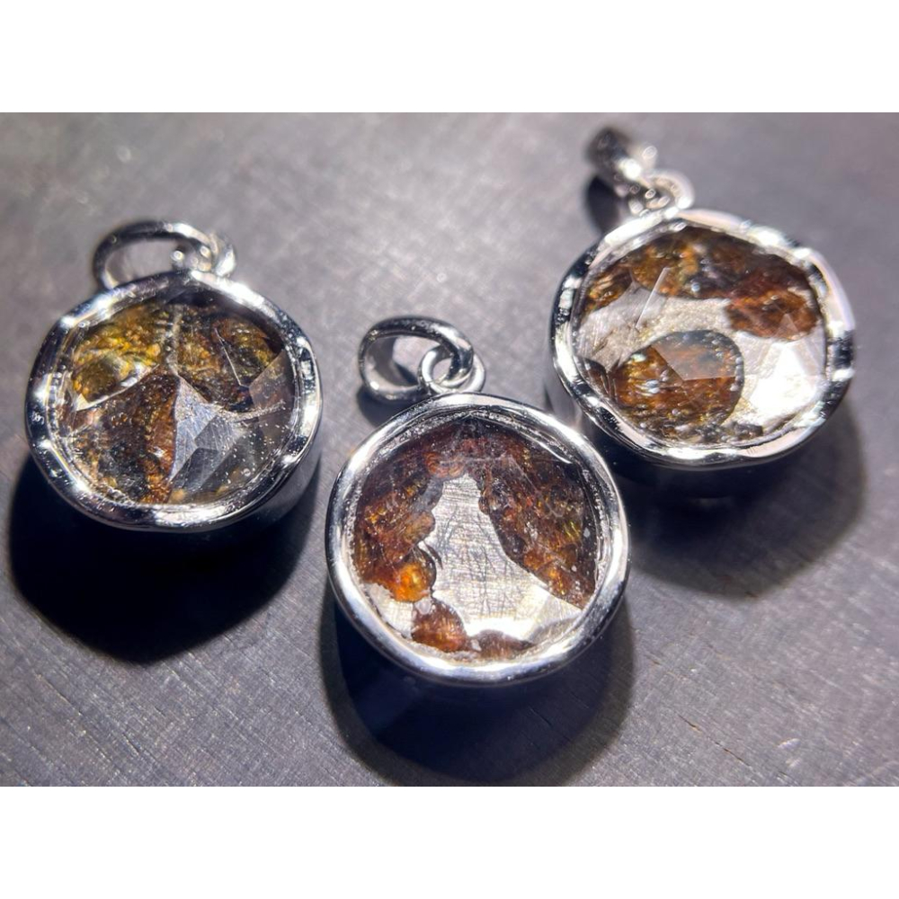 【羊角樹工作室】橄欖隕鐵大衛星吊墜 可雙面戴 12mm-細節圖3