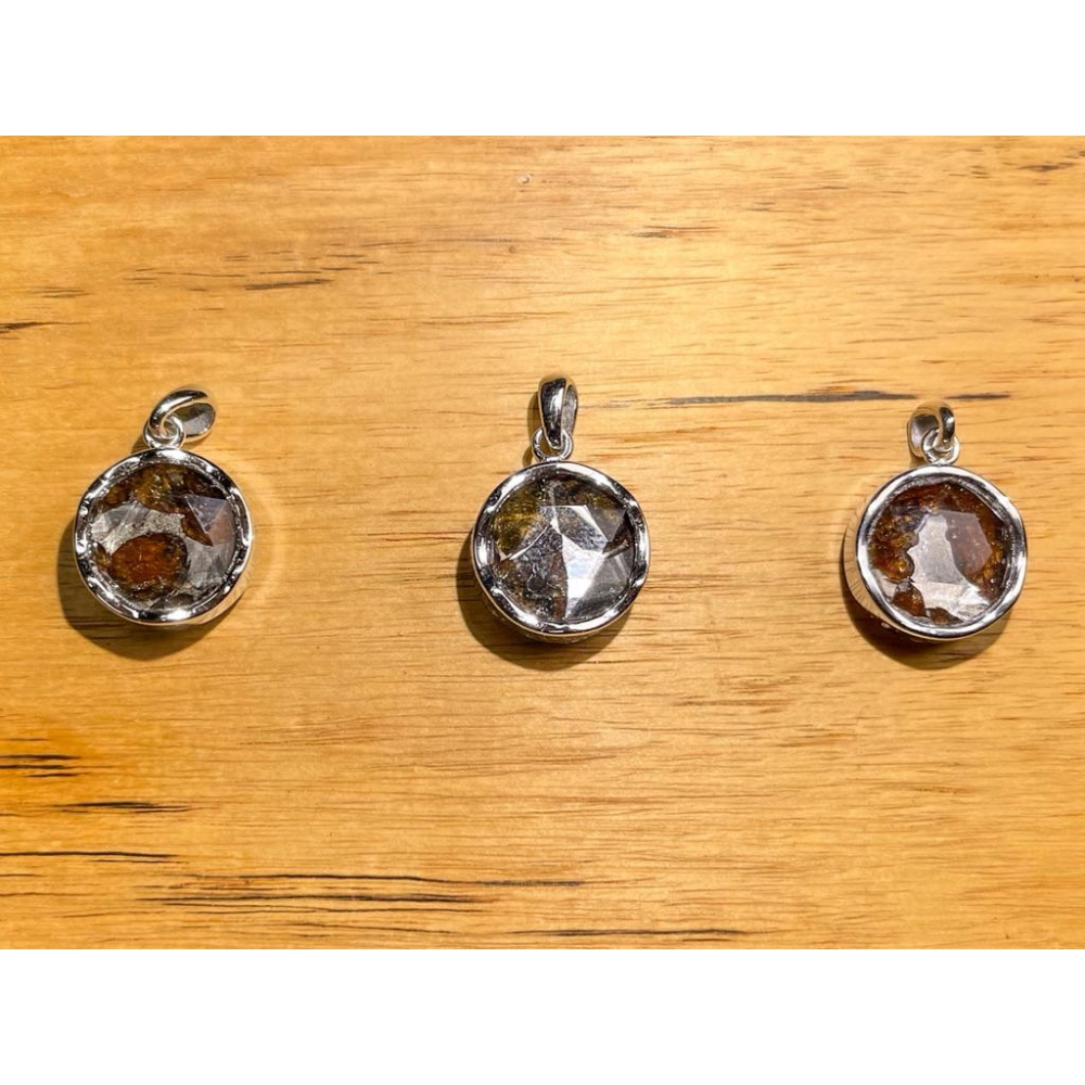 【羊角樹工作室】橄欖隕鐵大衛星吊墜 可雙面戴 12mm-細節圖5