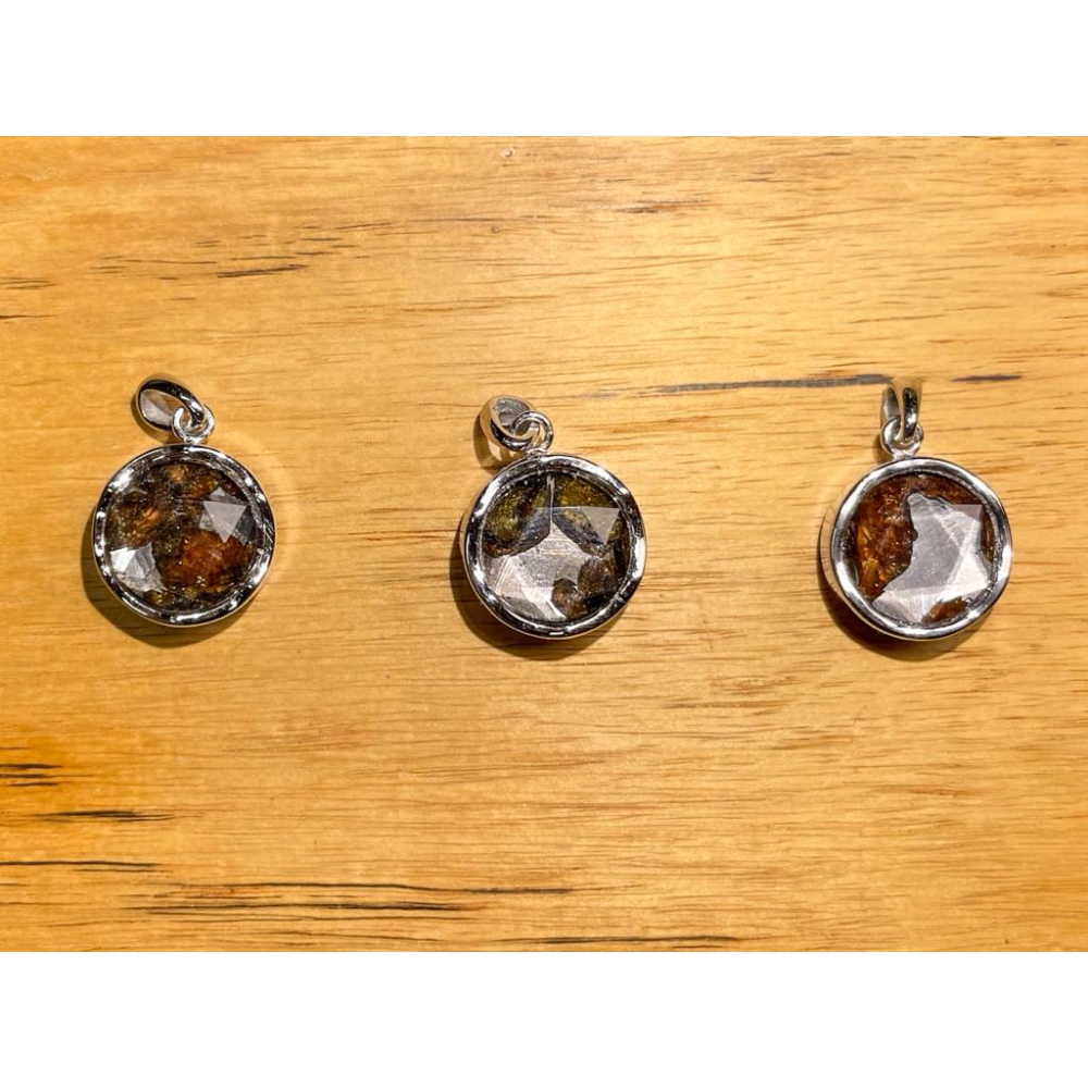 【羊角樹工作室】橄欖隕鐵大衛星吊墜 可雙面戴 12mm-細節圖6