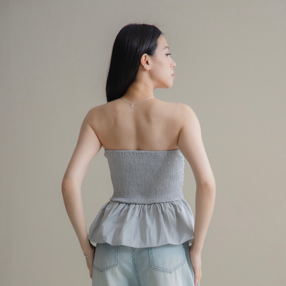 【CT MOON】輕奢感皺褶平口上衣-細節圖3