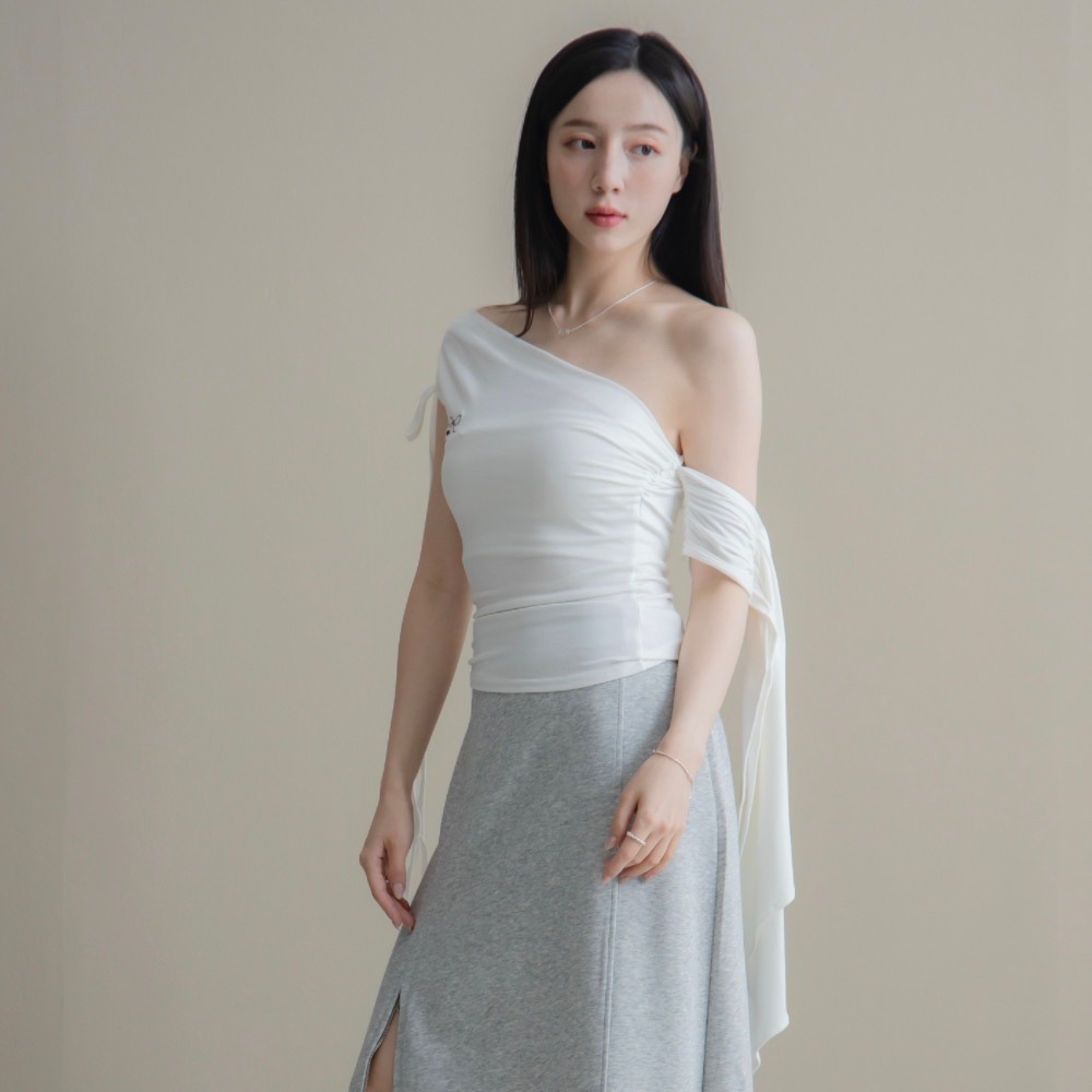 【CT MOON】造型滿分斜肩上衣-細節圖8