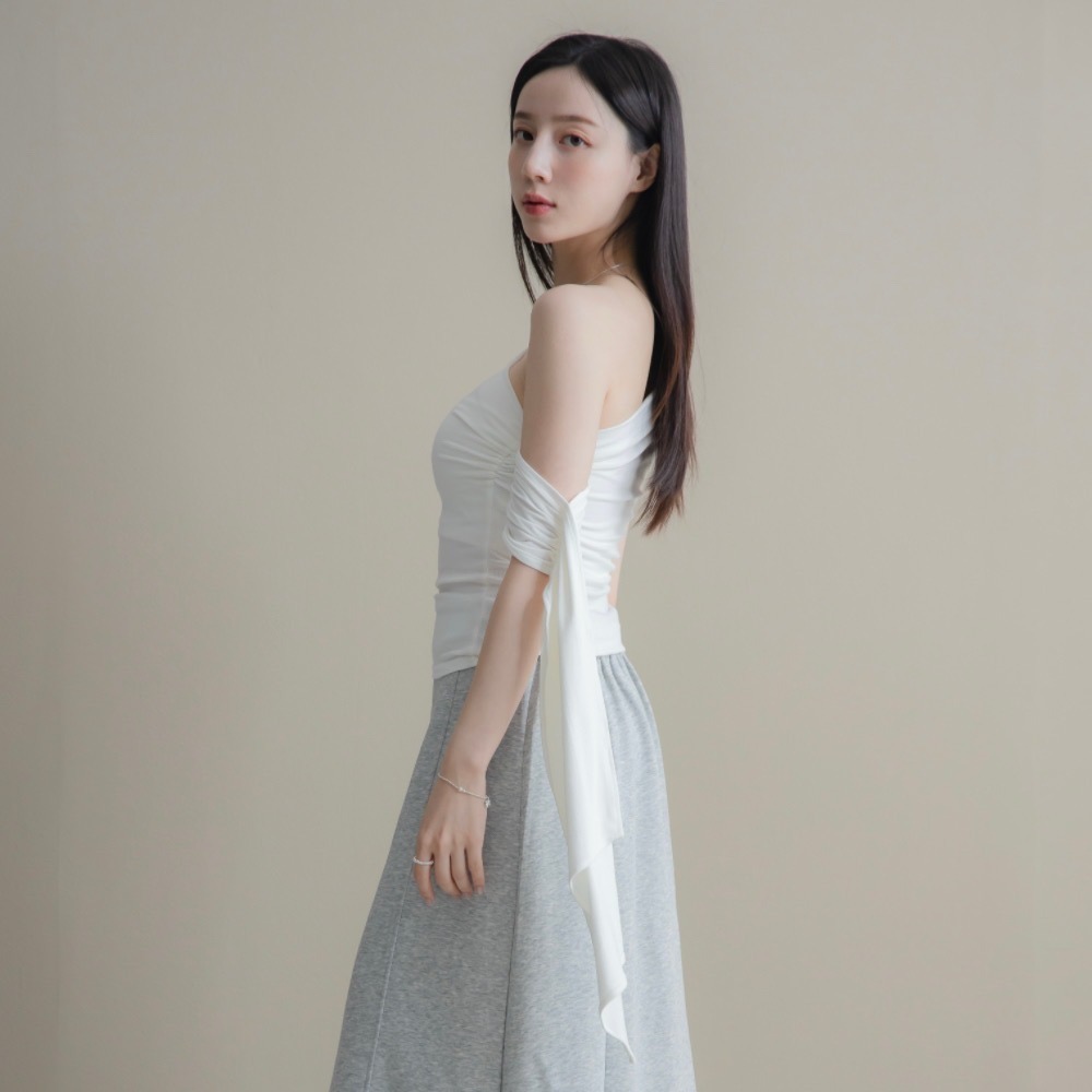 【CT MOON】造型滿分斜肩上衣-細節圖9