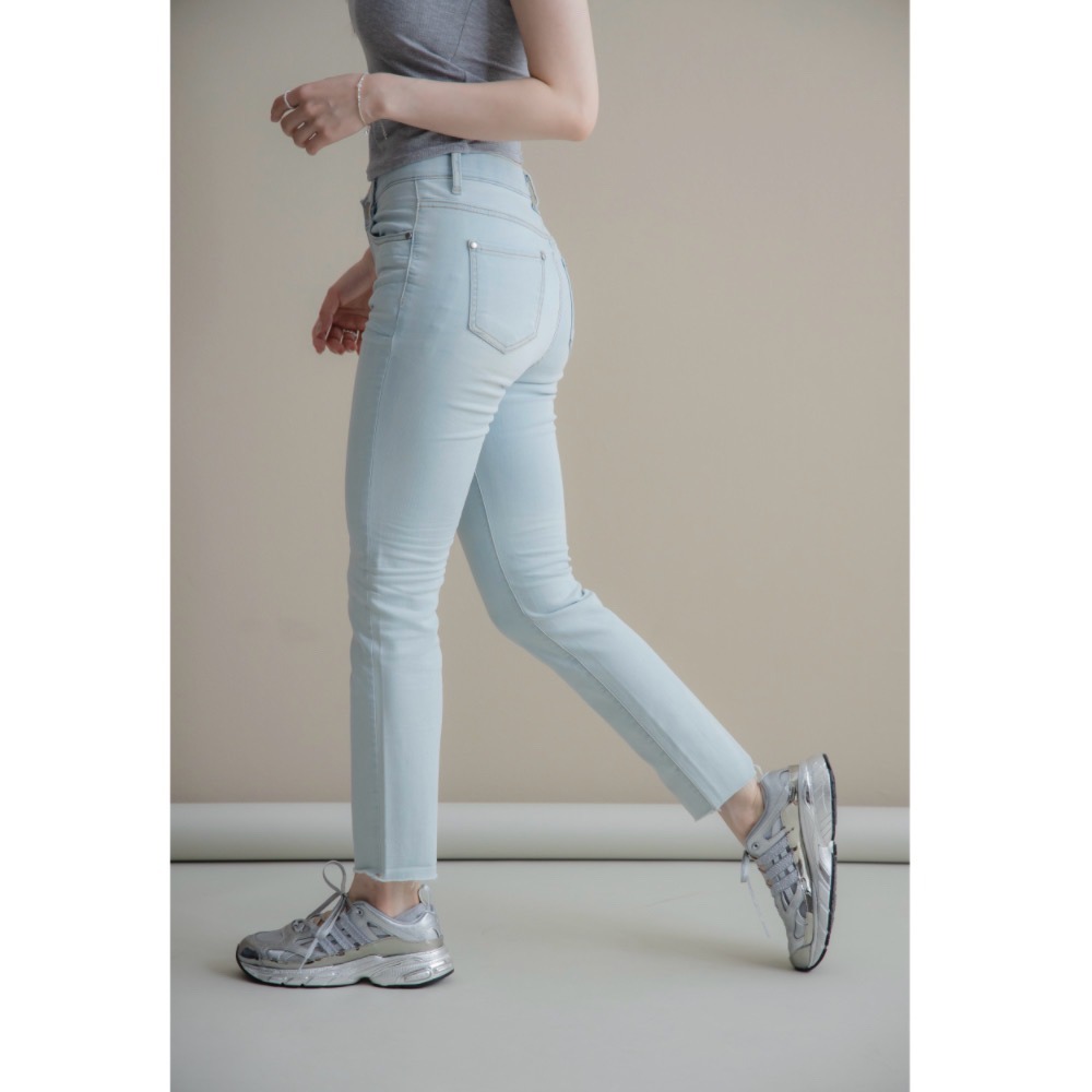 【CT MOON】會呼吸彈力涼感牛仔褲-細節圖4