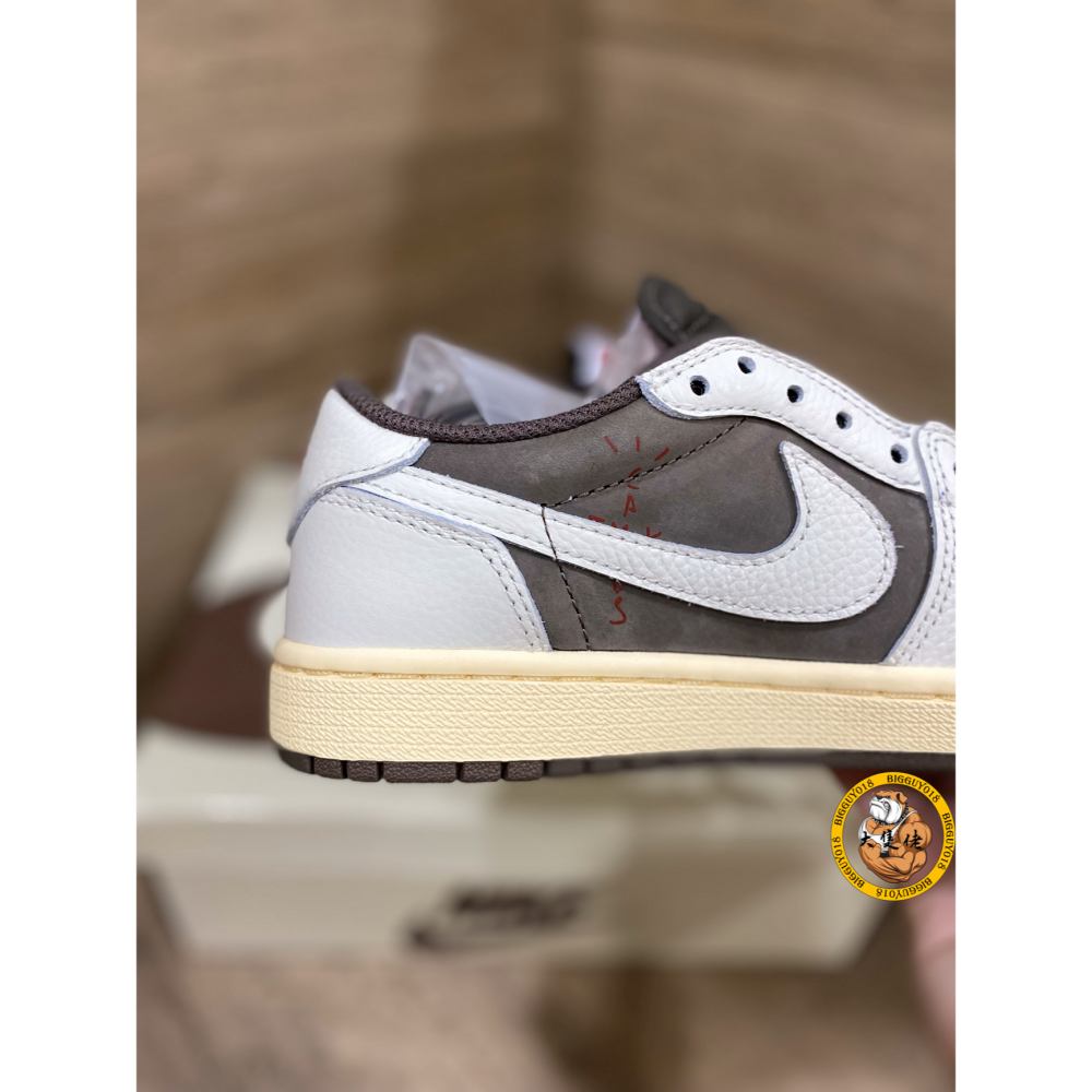 【大隻佬】AIR JORDAN 1 x Travis Scott Mocha 摩卡 倒勾 麂皮 DM7866-162-細節圖6