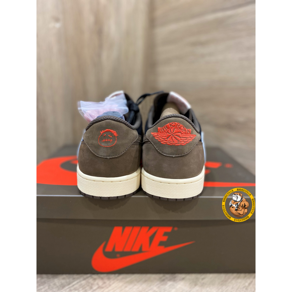 【大隻佬】AIR JORDAN 1 LOW x Travis Scott 深咖 倒勾 麂皮 聯名 CQ4277-001-細節圖4