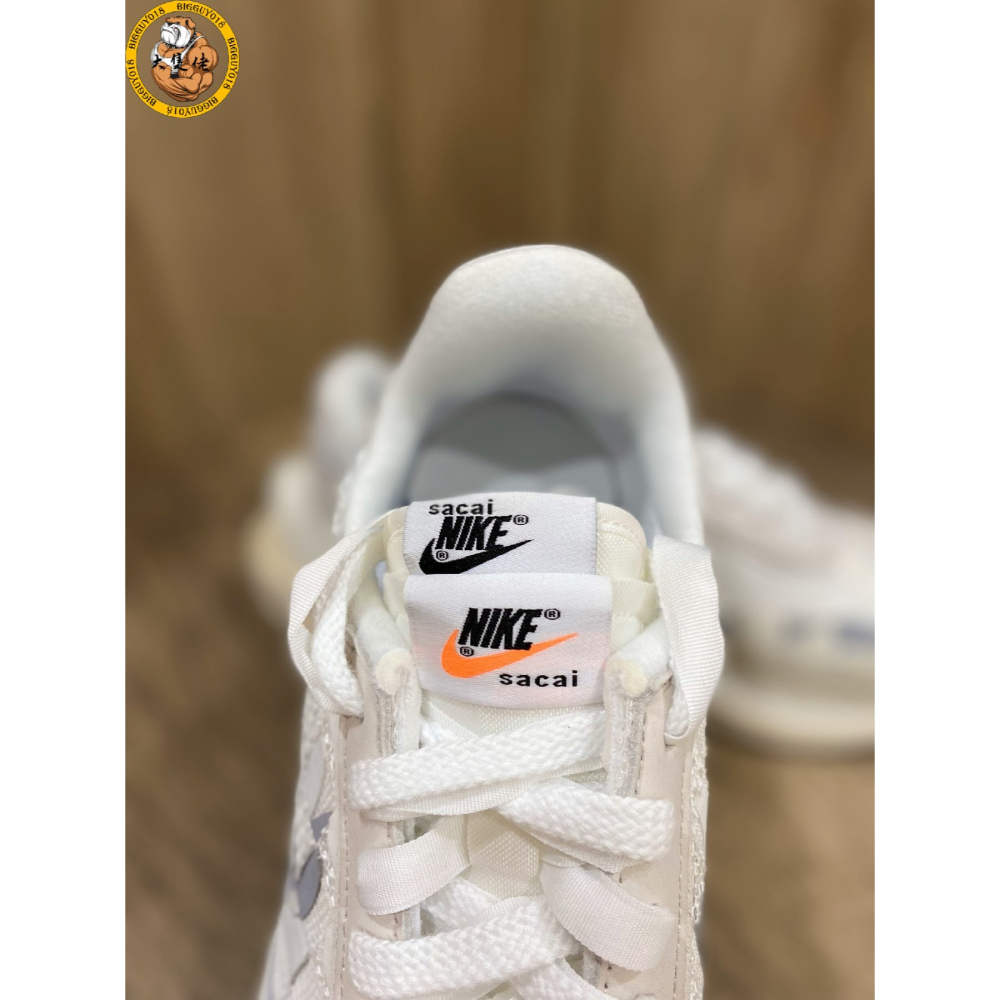 【大隻佬】Sacai x Jean Paul Gaultier x NIKE 白 麂皮 編織 DR5209-100-細節圖6