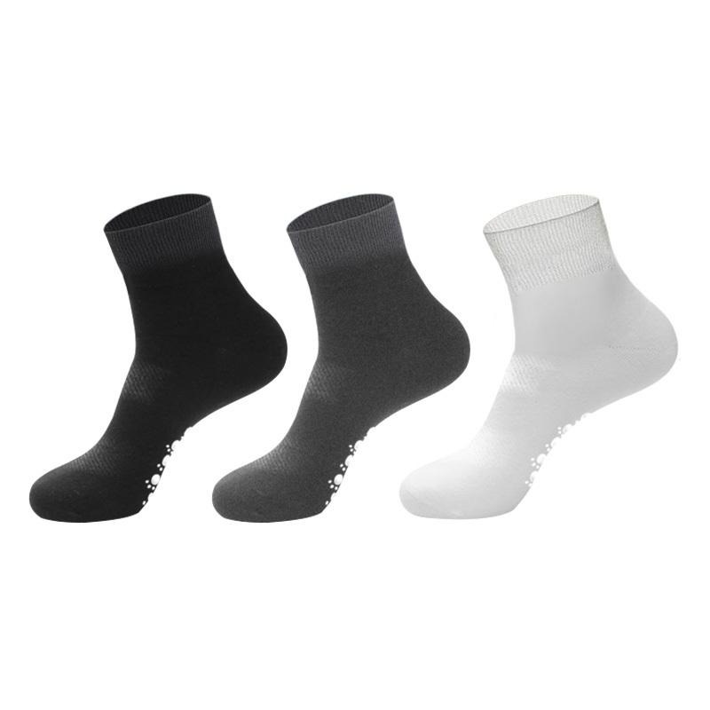 台灣製造【兒童抗菌除臭止滑運動襪】3-7歲 8-12歲 童襪 襪子 1/2襪 短襪 腳底防滑 黑襪 白襪【LD805】-細節圖2