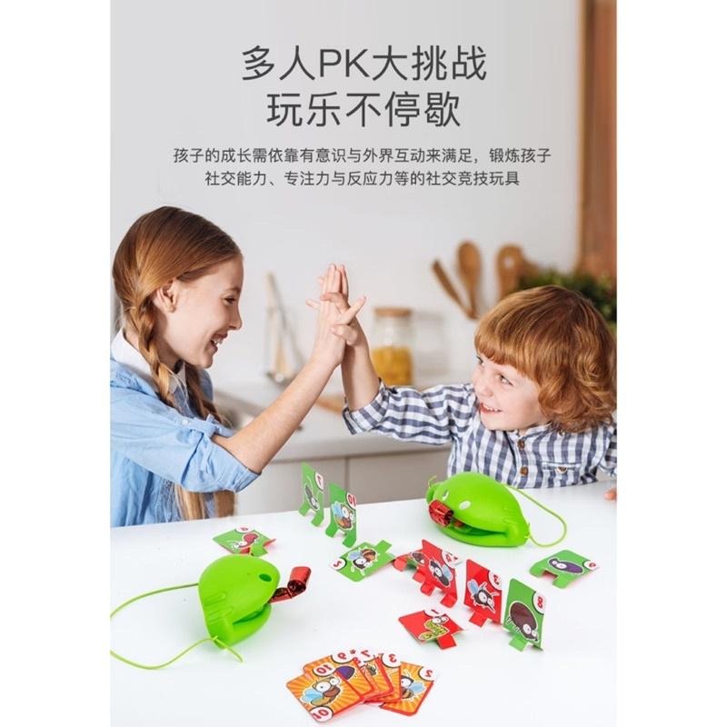 🍀台灣現貨🍀貪吃變色龍 青蛙吐舌桌遊 青蛙吐舌頭 卡牌遊戲 雙人對戰遊戲 親子桌遊 擊牌遊戲 卡片遊戲 桌遊 青蛙遊戲-細節圖6