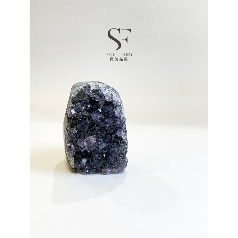 SF迷你晶鎮｜能量淨化・風水招福 拇指晶鎮 烏拉圭紫晶鎮 水晶初心者 小晶鎮 辦公室 風水擺設 迷你晶鎮 招貴人-規格圖1