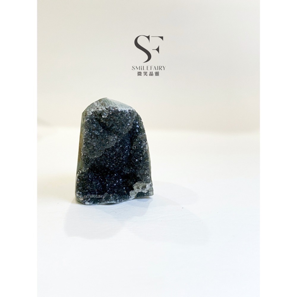 SF迷你晶鎮｜能量淨化・風水招福 拇指晶鎮 烏拉圭紫晶鎮 水晶初心者 小晶鎮 辦公室 風水擺設 迷你晶鎮 招貴人-規格圖1