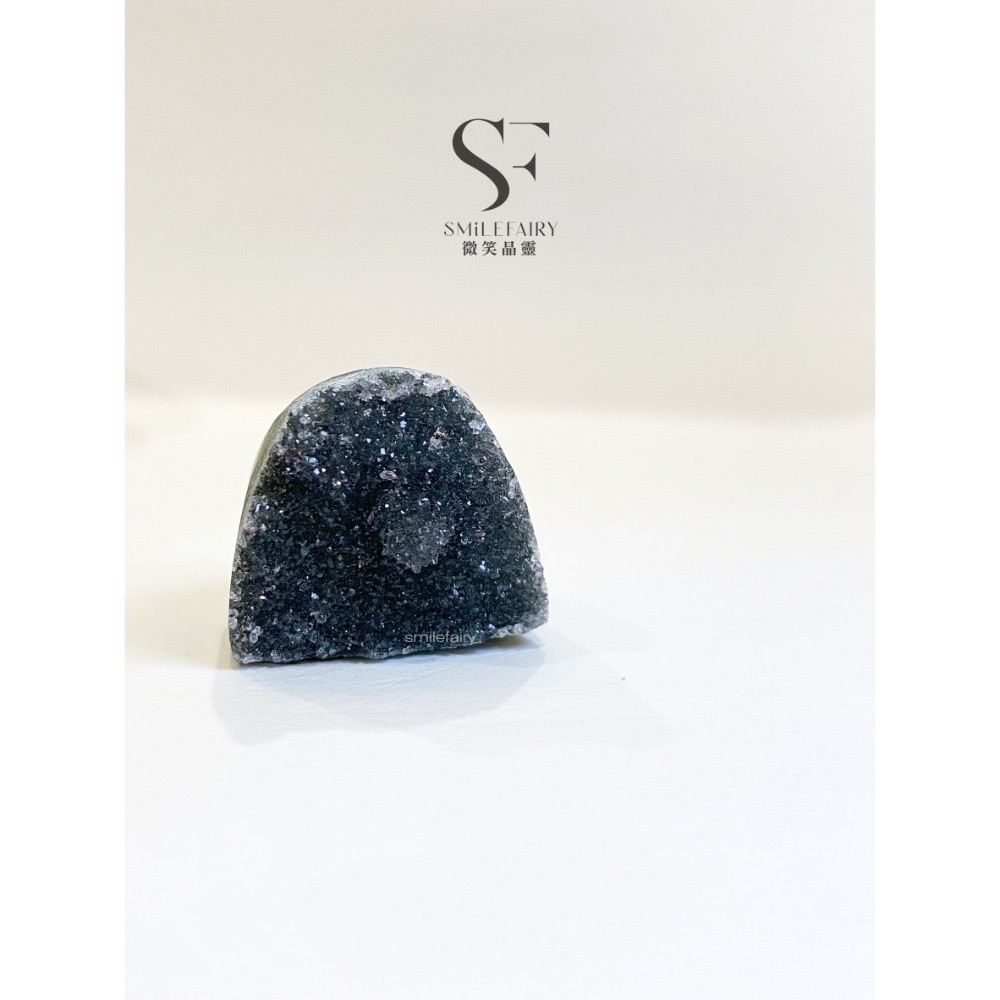 SF迷你晶鎮｜能量淨化・風水招福 拇指晶鎮 烏拉圭紫晶鎮 水晶初心者 小晶鎮 辦公室 風水擺設 迷你晶鎮 招貴人-規格圖1