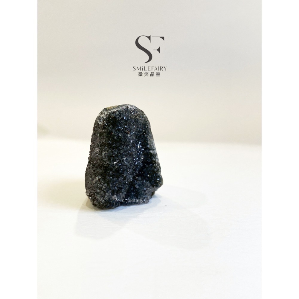 SF迷你晶鎮｜能量淨化・風水招福 拇指晶鎮 烏拉圭紫晶鎮 水晶初心者 小晶鎮 辦公室 風水擺設 迷你晶鎮 招貴人-規格圖1