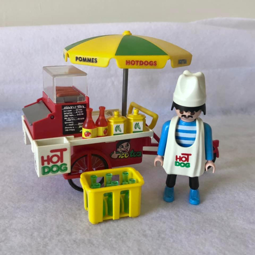 Playmobil 摩比 絕版 7781 熱狗販賣車 三輪車 攤販 路邊攤 大叔 廚師帽 遮陽傘（二手袋裝）